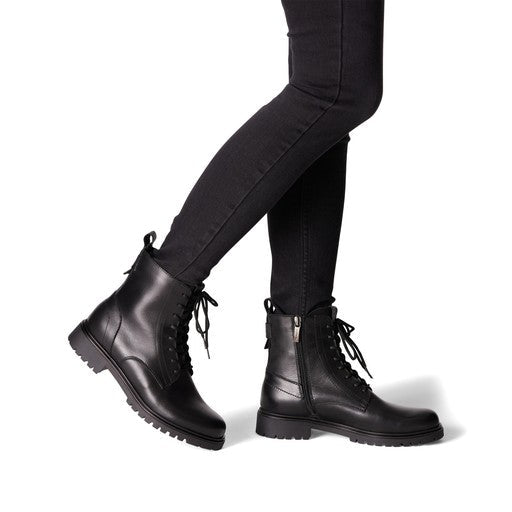 Damen-Boots von Tamaris schwarz 1-25402-43-001 - Steinick Schuhe